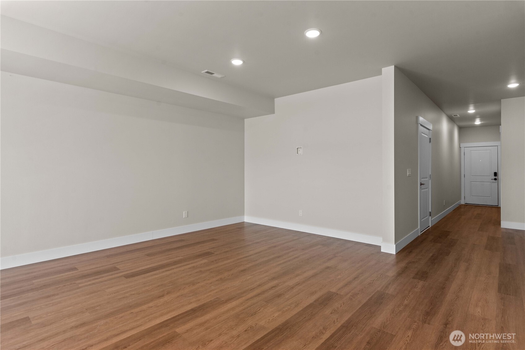 1030 Finch Lane D2 Property Photo 8