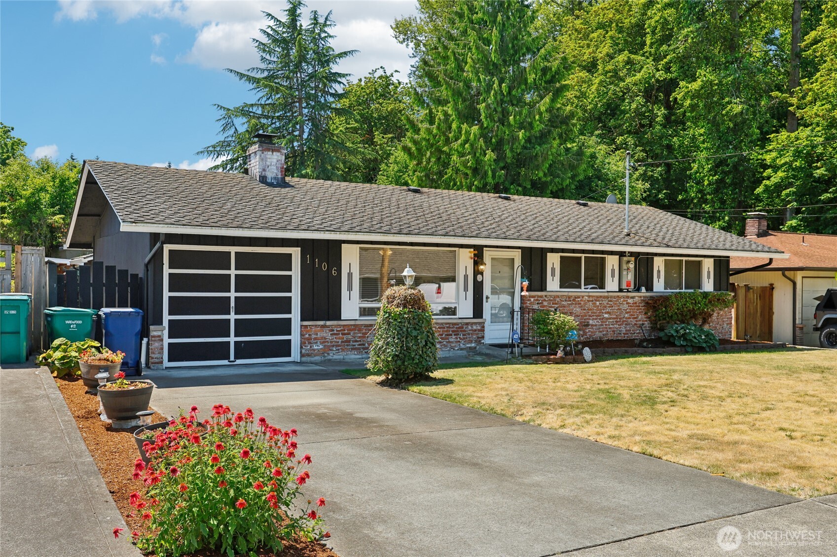 1106 Se 26th Street Property Photo 3