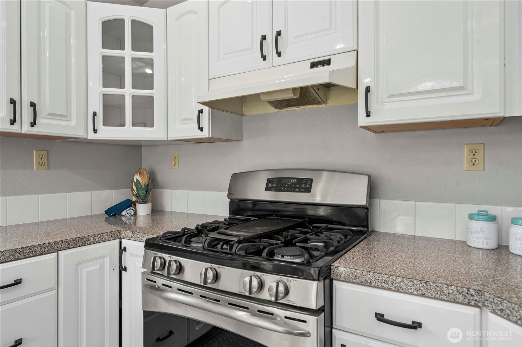 21846 Se 271st Street Property Photo 8