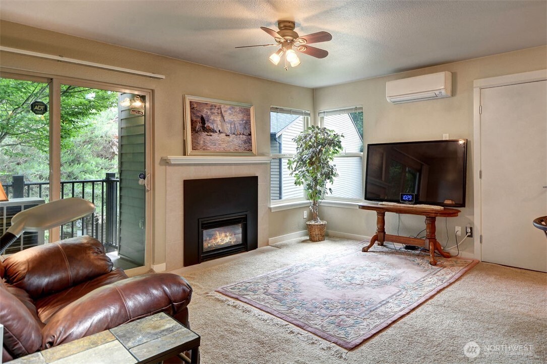 9805 Avondale Road T254 Property Photo 6