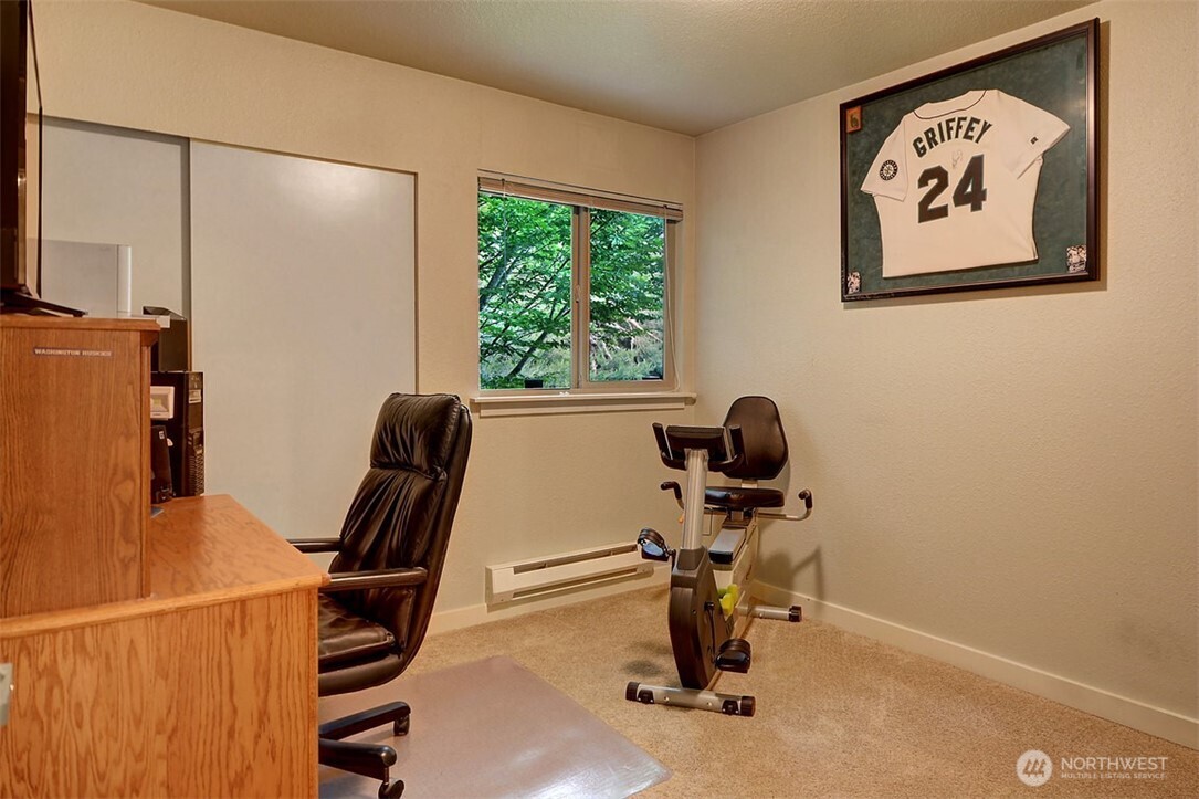 9805 Avondale Road T254 Property Photo 11