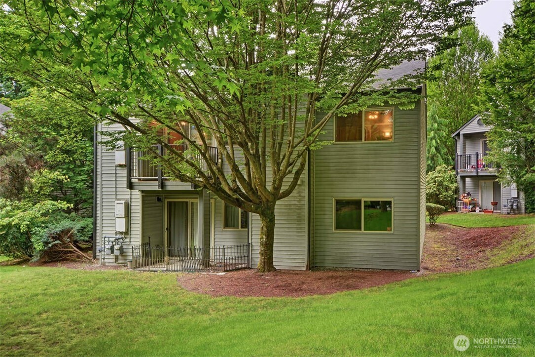 9805 Avondale Road T254 Property Photo 14