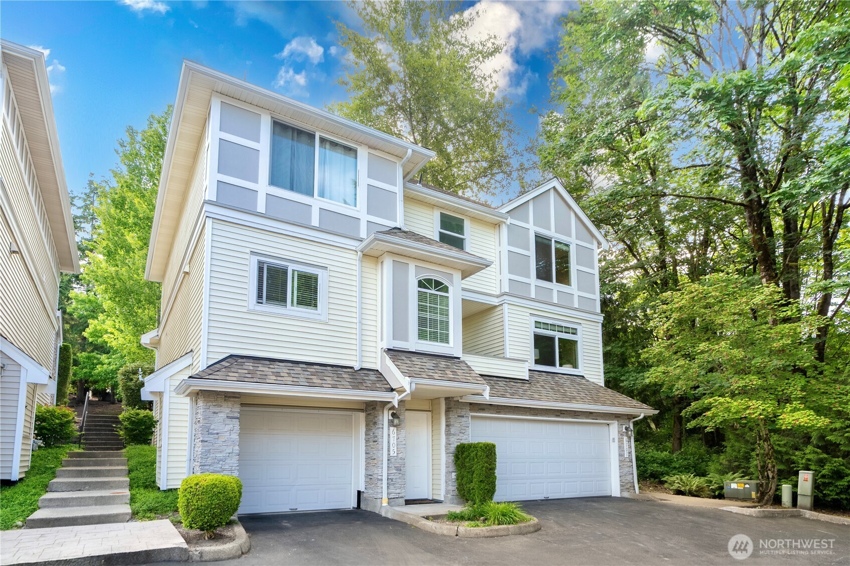 6707 Se Cougar Mountain Way 2 Property Photo 1