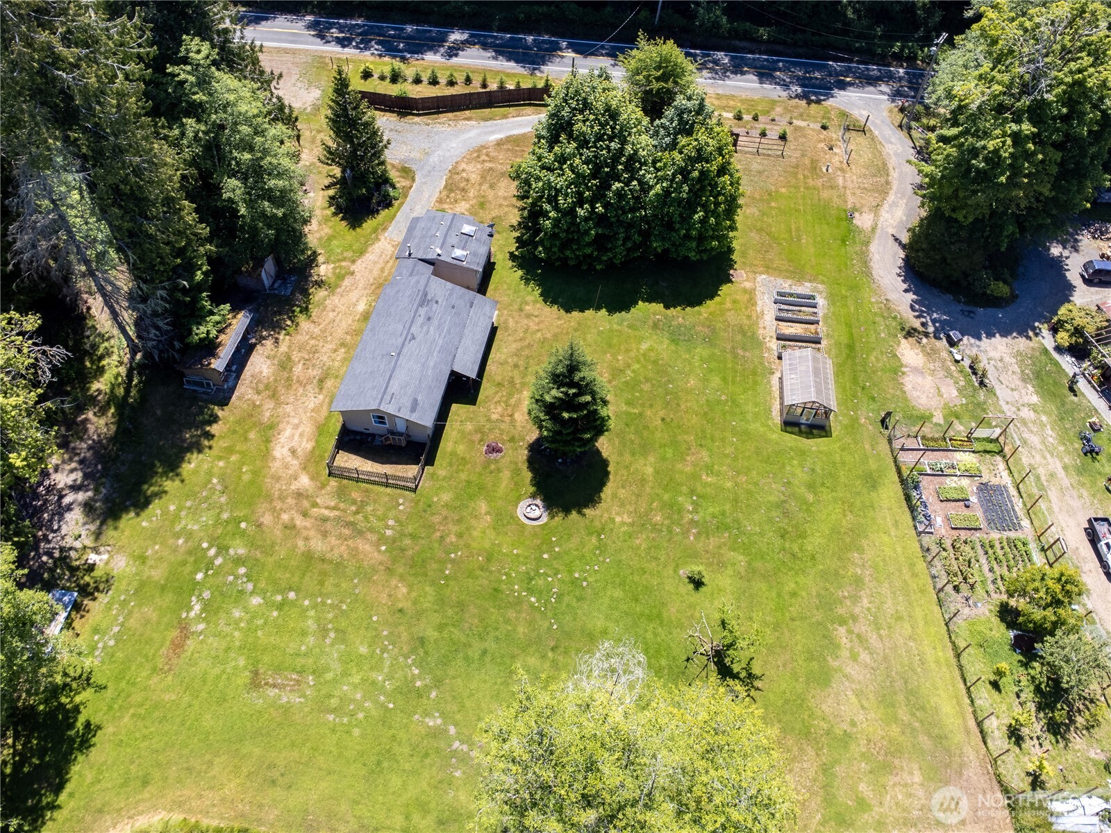 47953 Highway 112 Property Photo 1