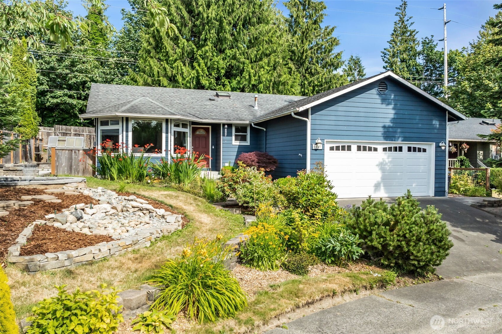 1819 90th Drive Property Photo 1