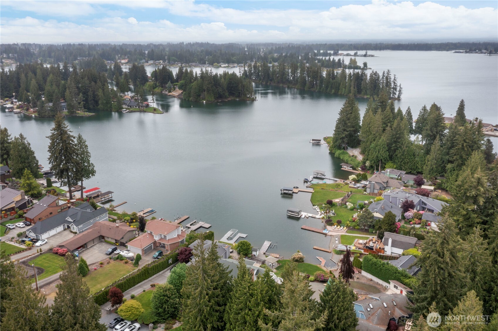 4217 Lakeridge Dr East Property Photo 2