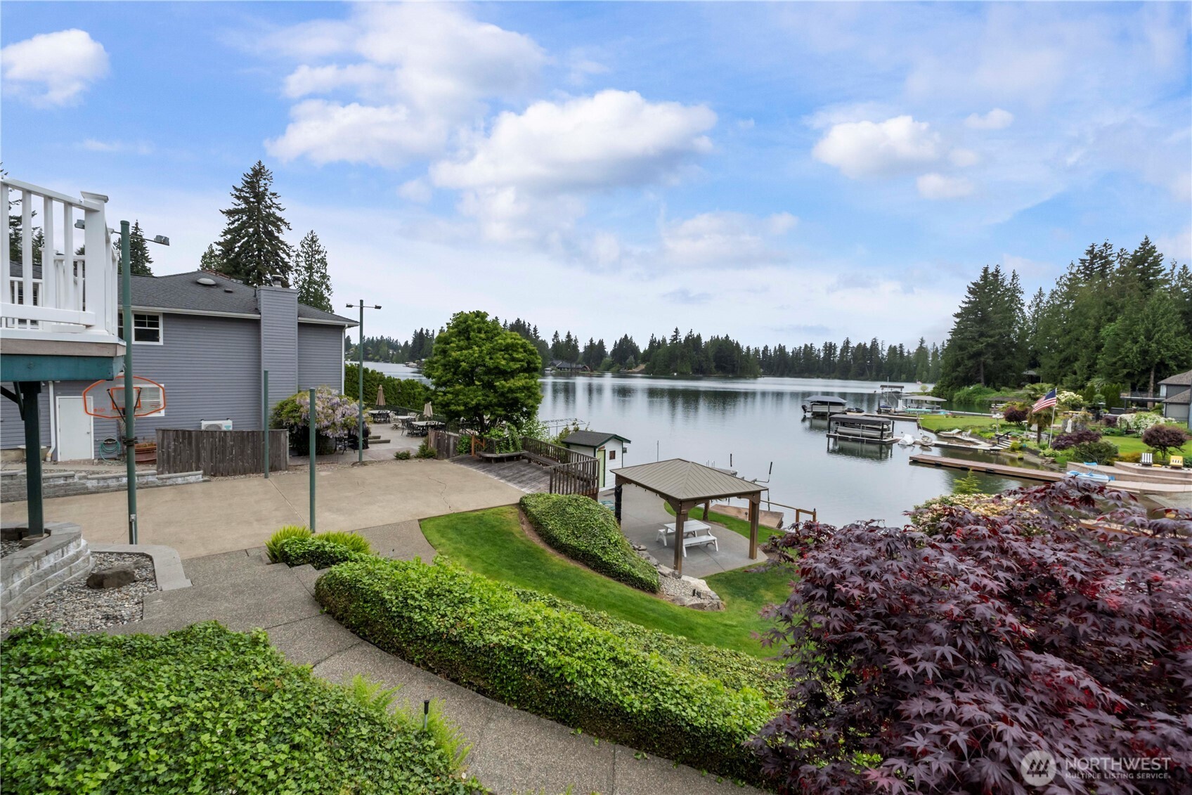 4217 Lakeridge Dr East Property Photo 5