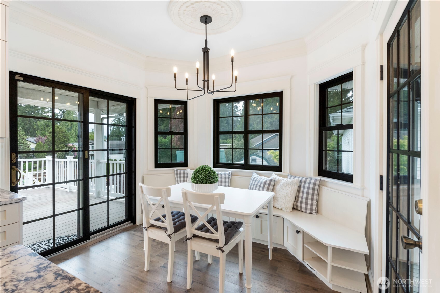 4217 Lakeridge Dr East Property Photo 9