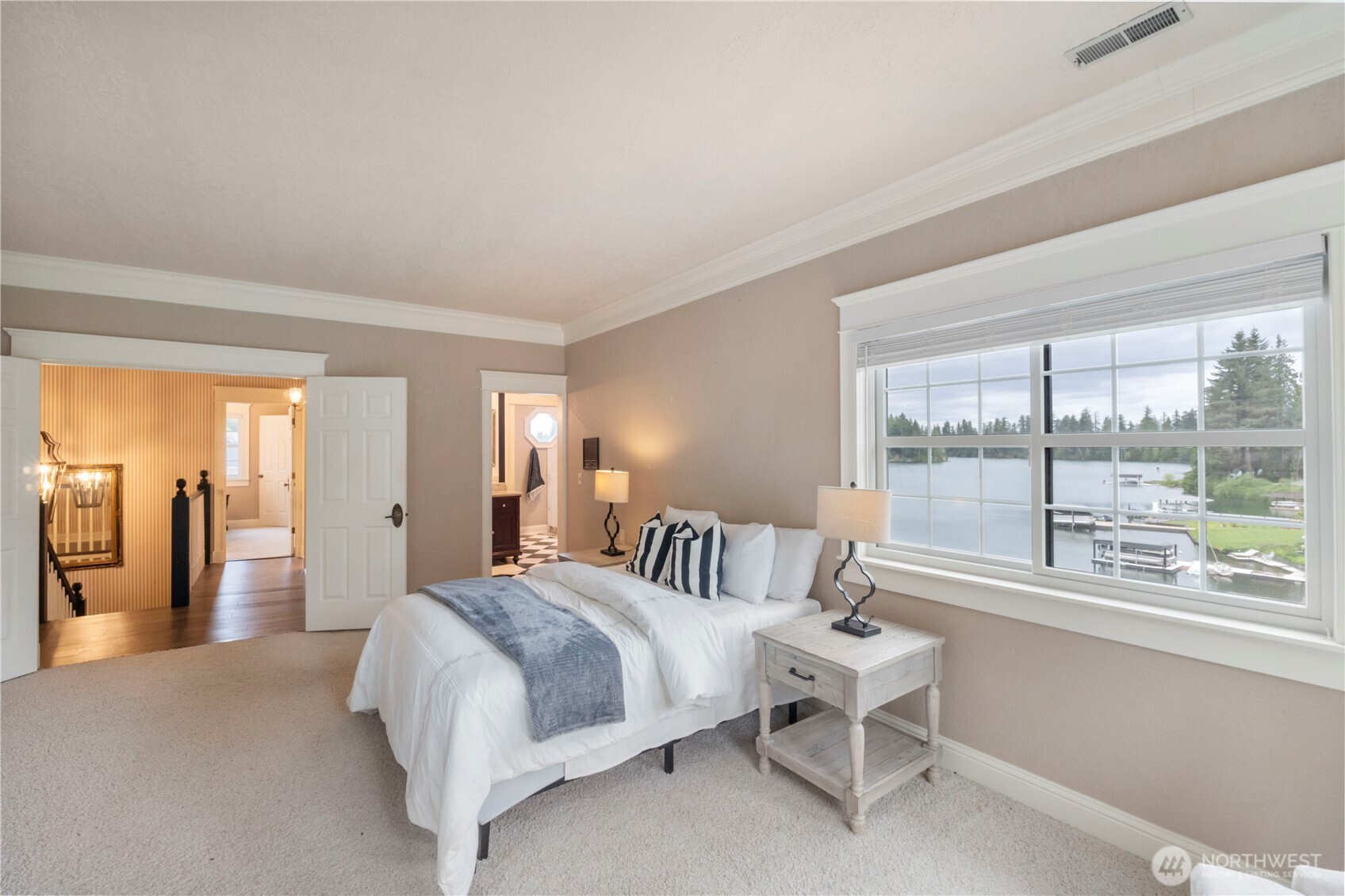 4217 Lakeridge Dr East Property Photo 18