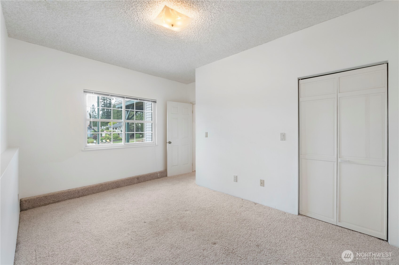 4217 Lakeridge Dr East Property Photo 30