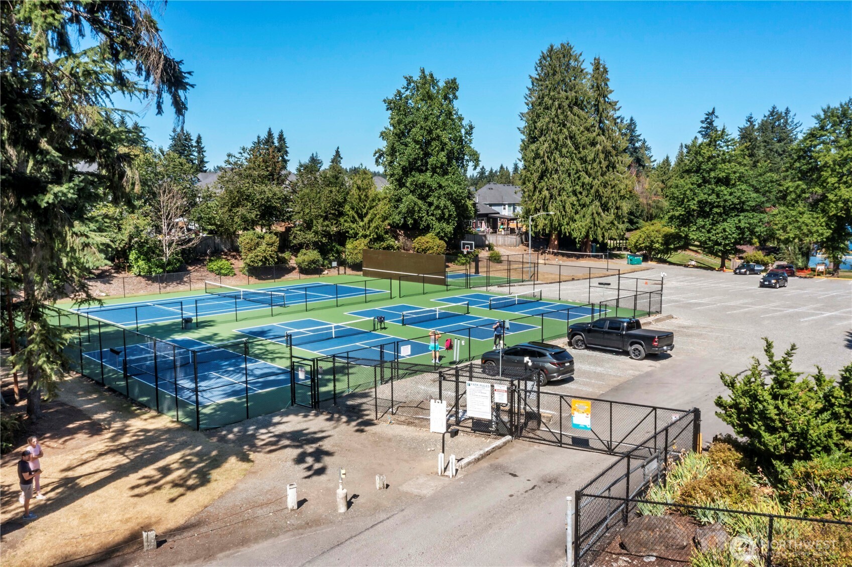 4217 Lakeridge Dr East Property Photo 38