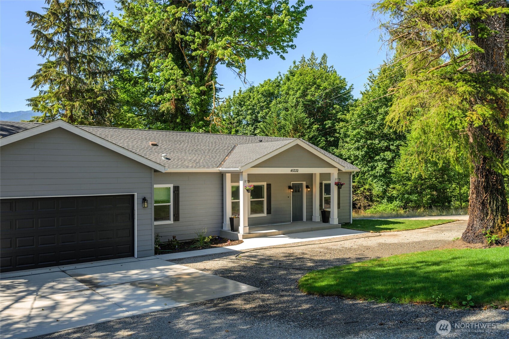 45332 Limestone Street Property Photo 3