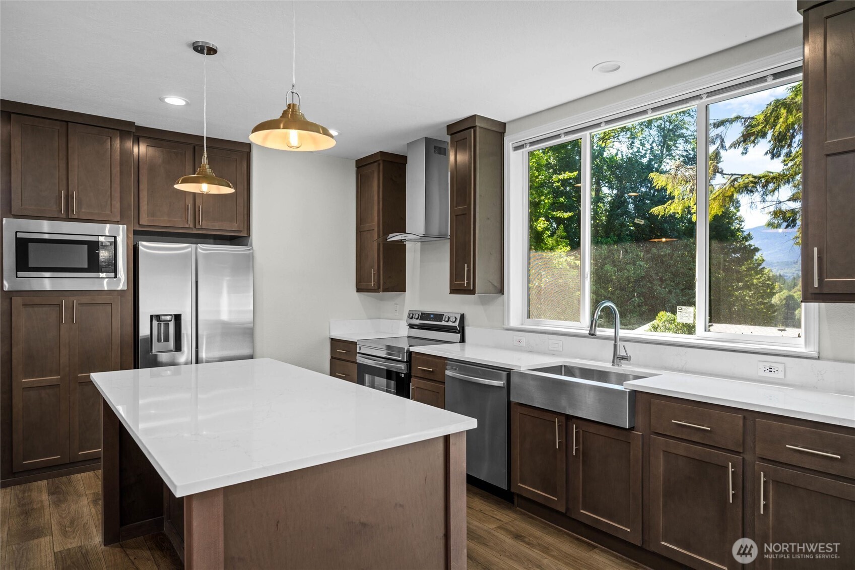 45332 Limestone Street Property Photo 12