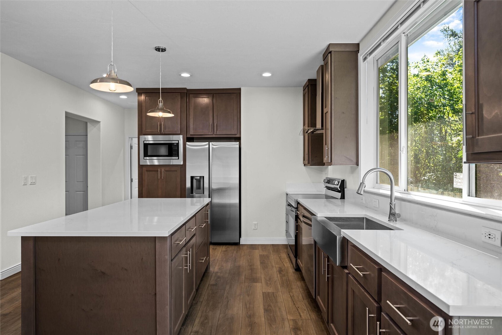 45332 Limestone Street Property Photo 15