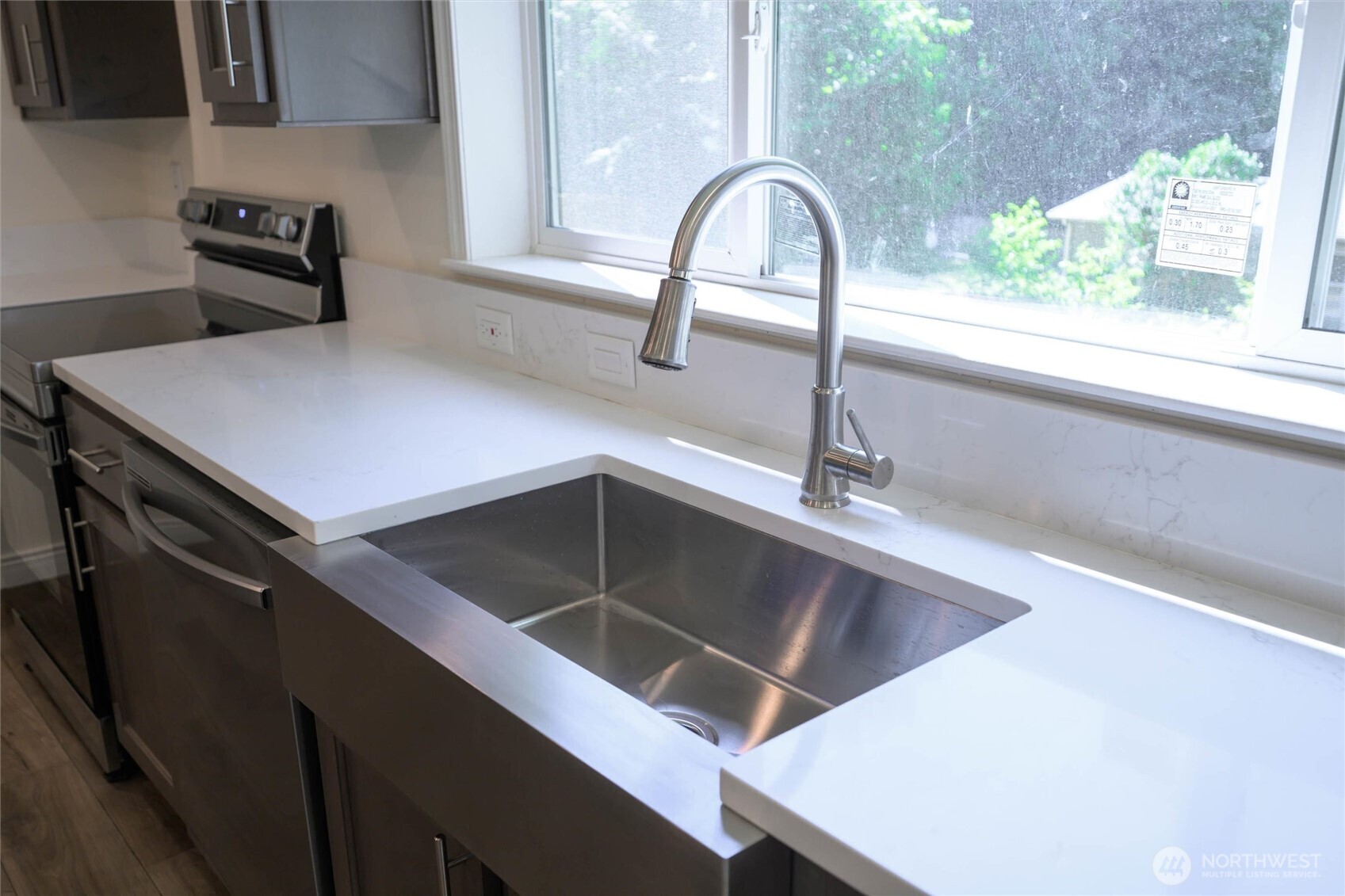 45332 Limestone Street Property Photo 17