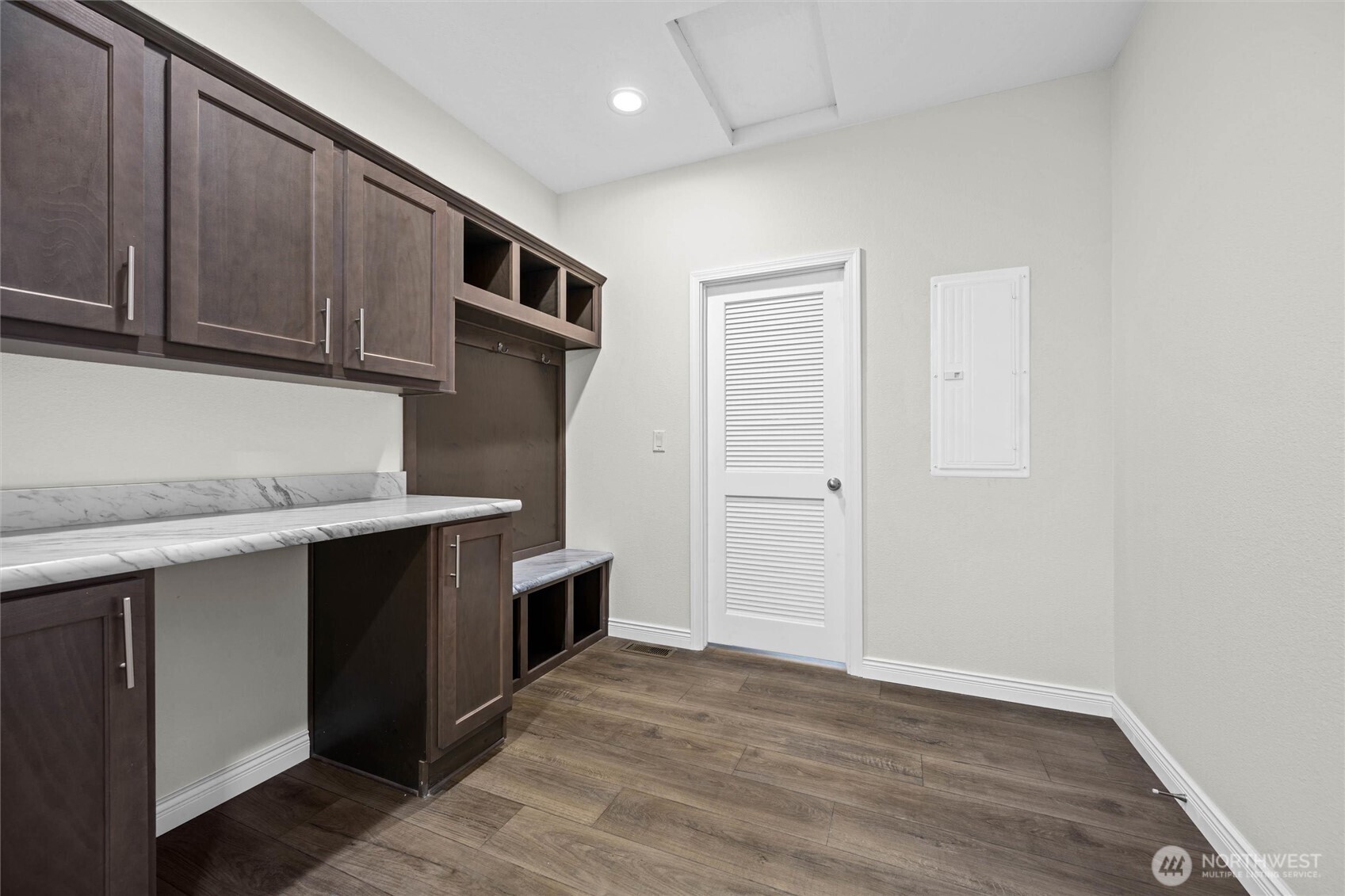 45332 Limestone Street Property Photo 24