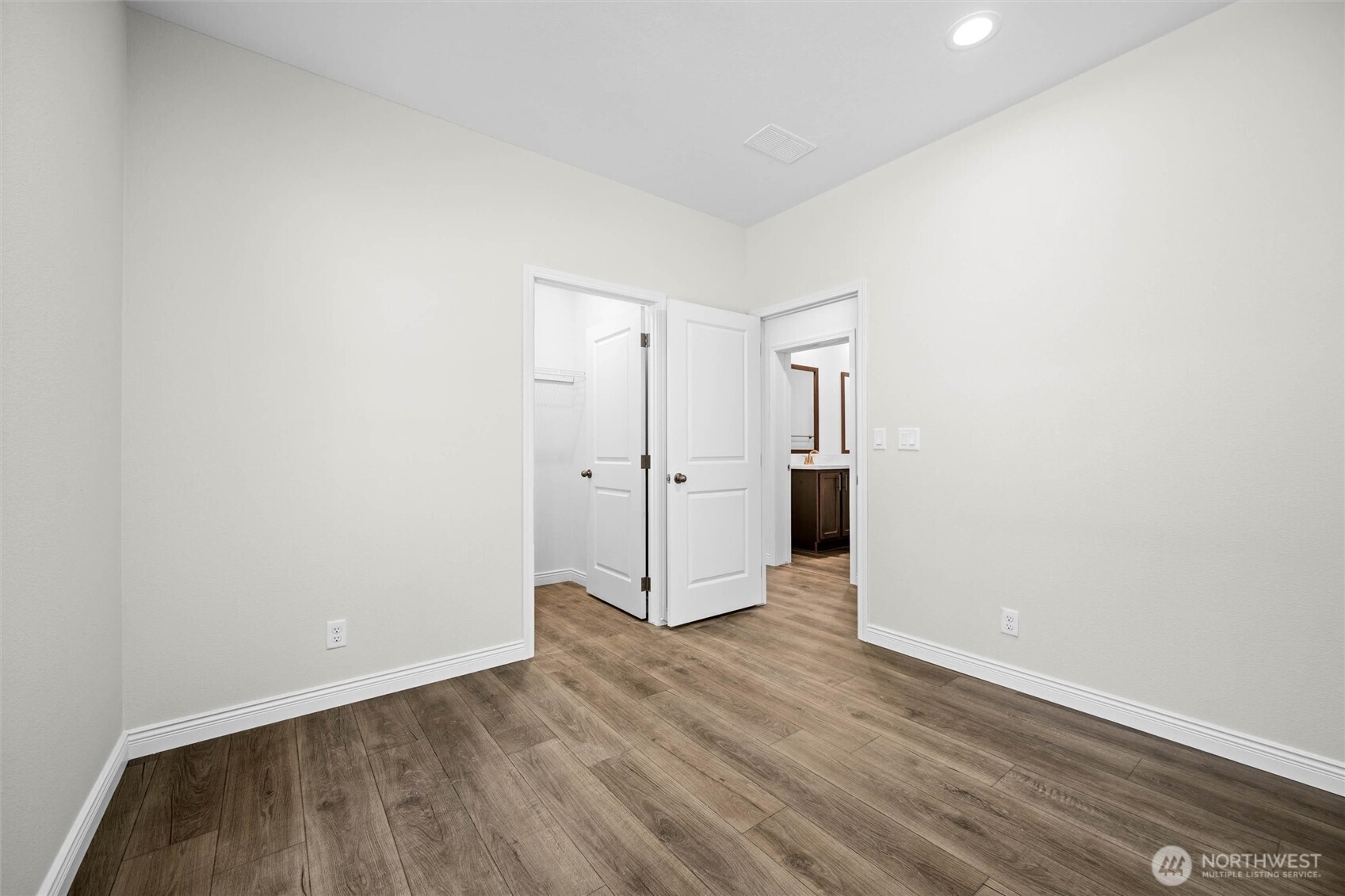 45332 Limestone Street Property Photo 28