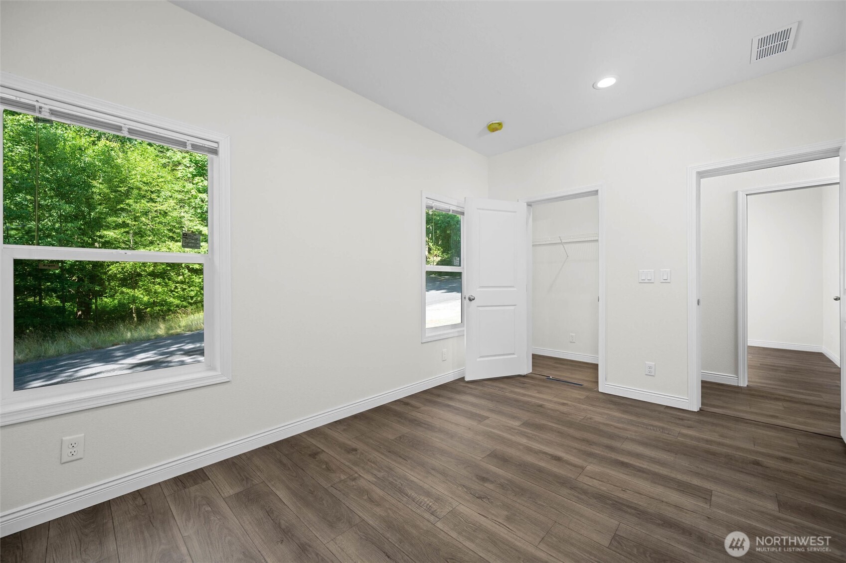 45332 Limestone Street Property Photo 30