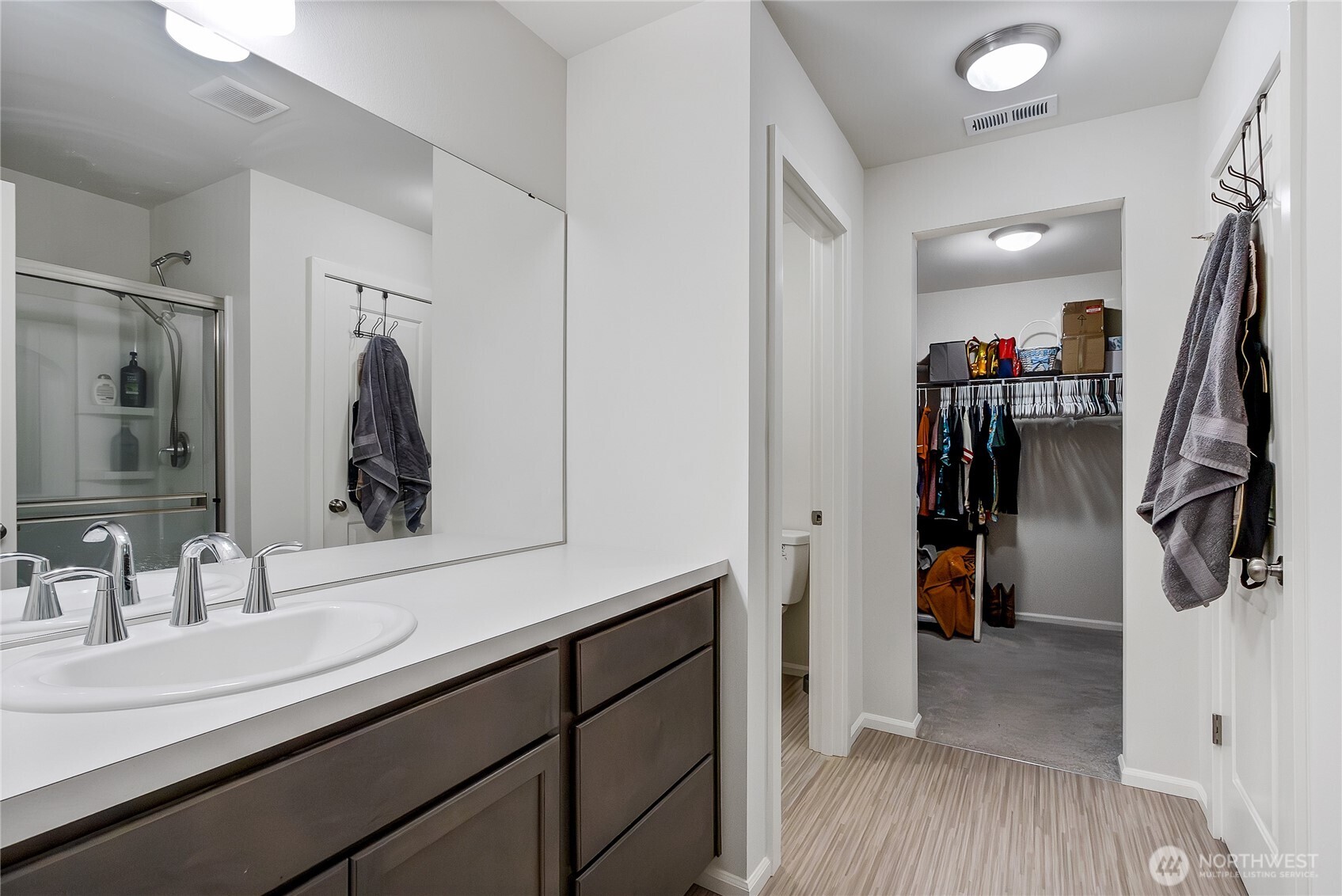 9209 Candytuft Drive Property Photo 9