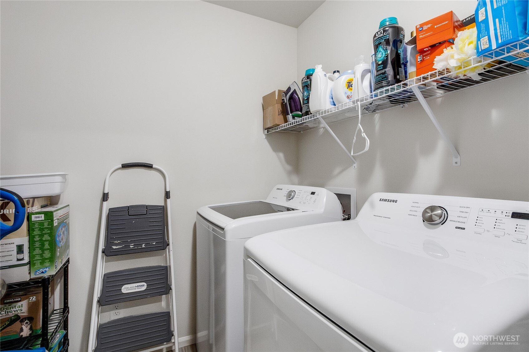 9209 Candytuft Drive Property Photo 15