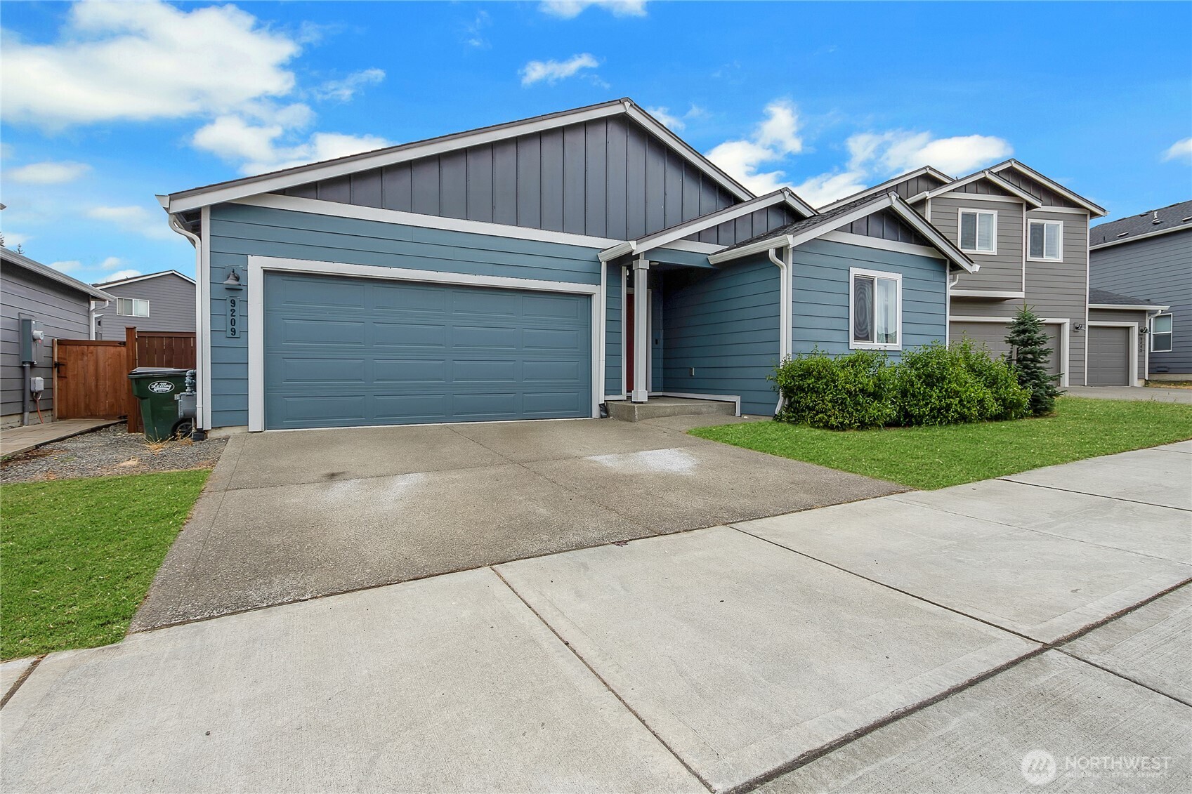 9209 Candytuft Drive Property Photo 18