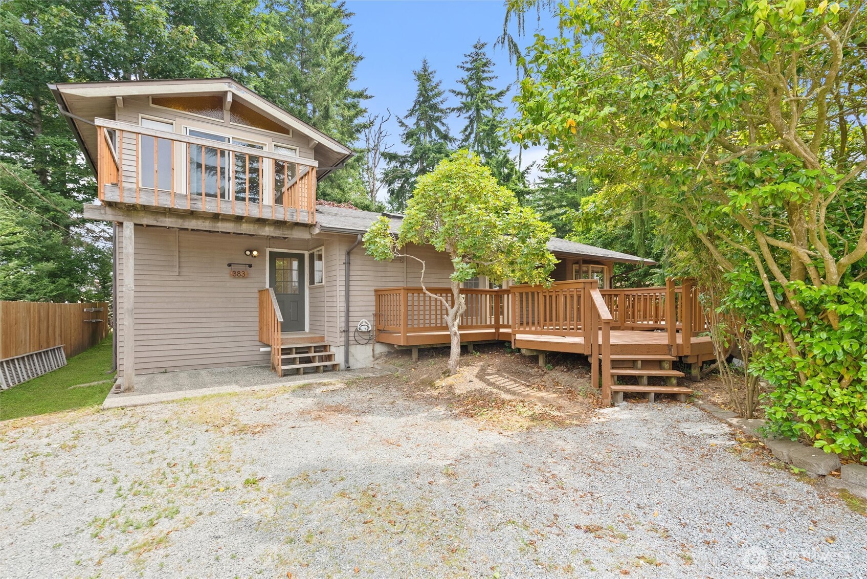 383 E Piper Way Property Photo 1