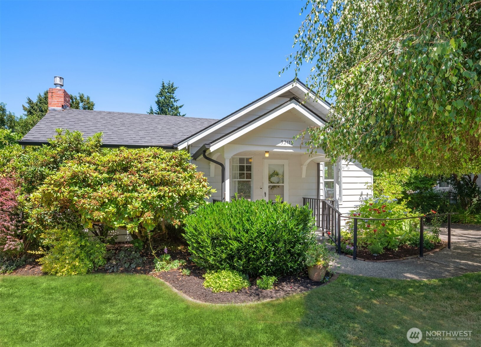 32112 E Bird Street Property Photo 1