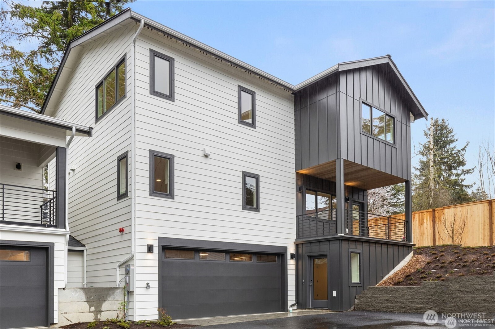 10046 Ravenna Avenue Property Photo 1