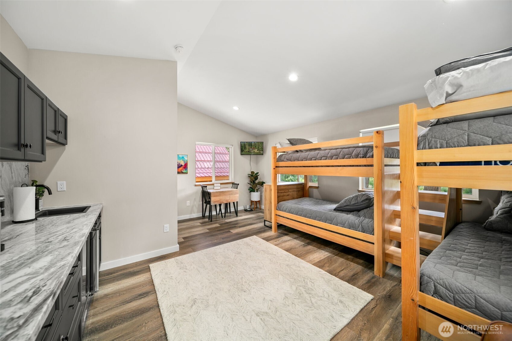 18725 River Road Property Photo 30