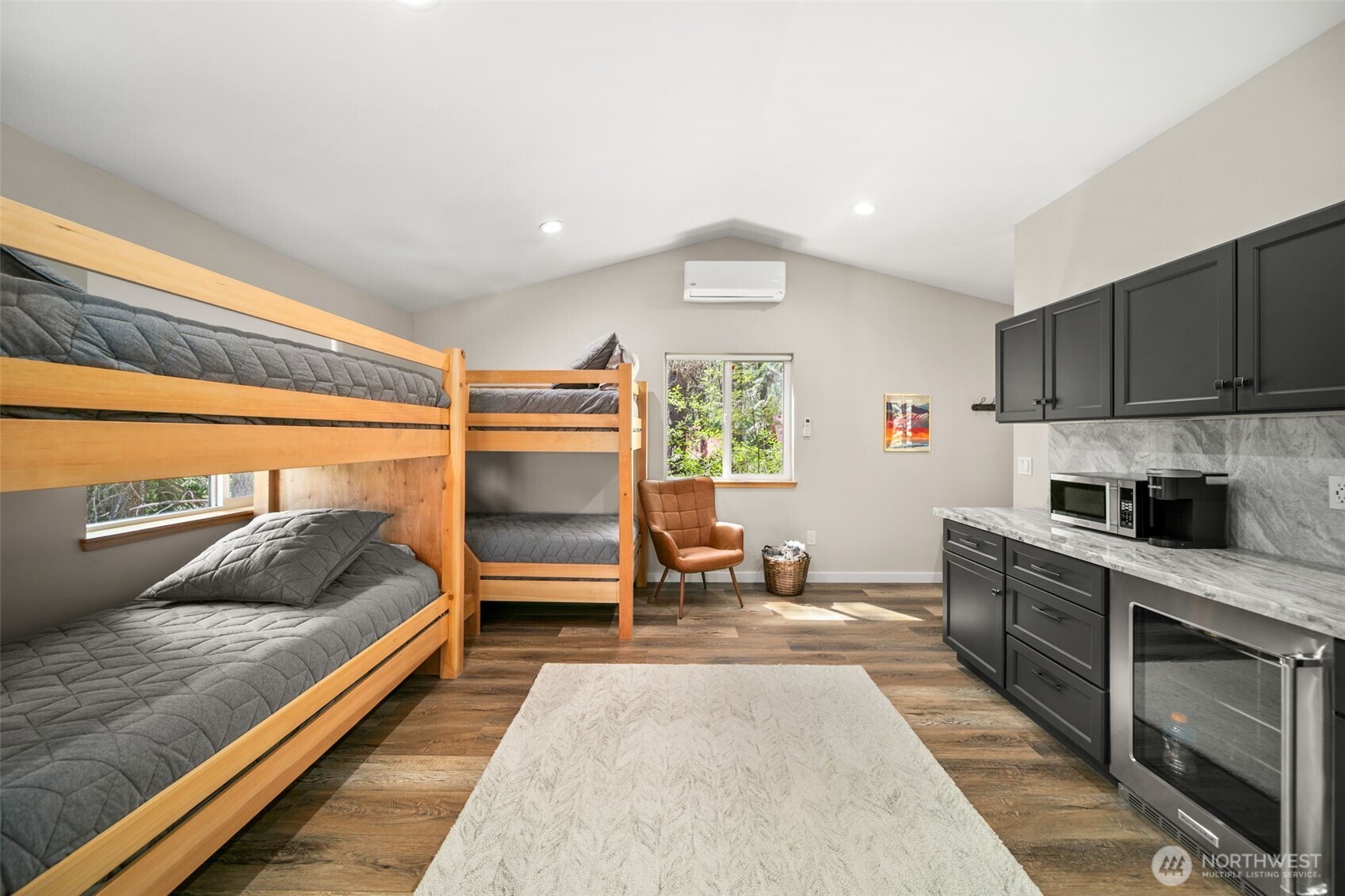 18725 River Road Property Photo 34