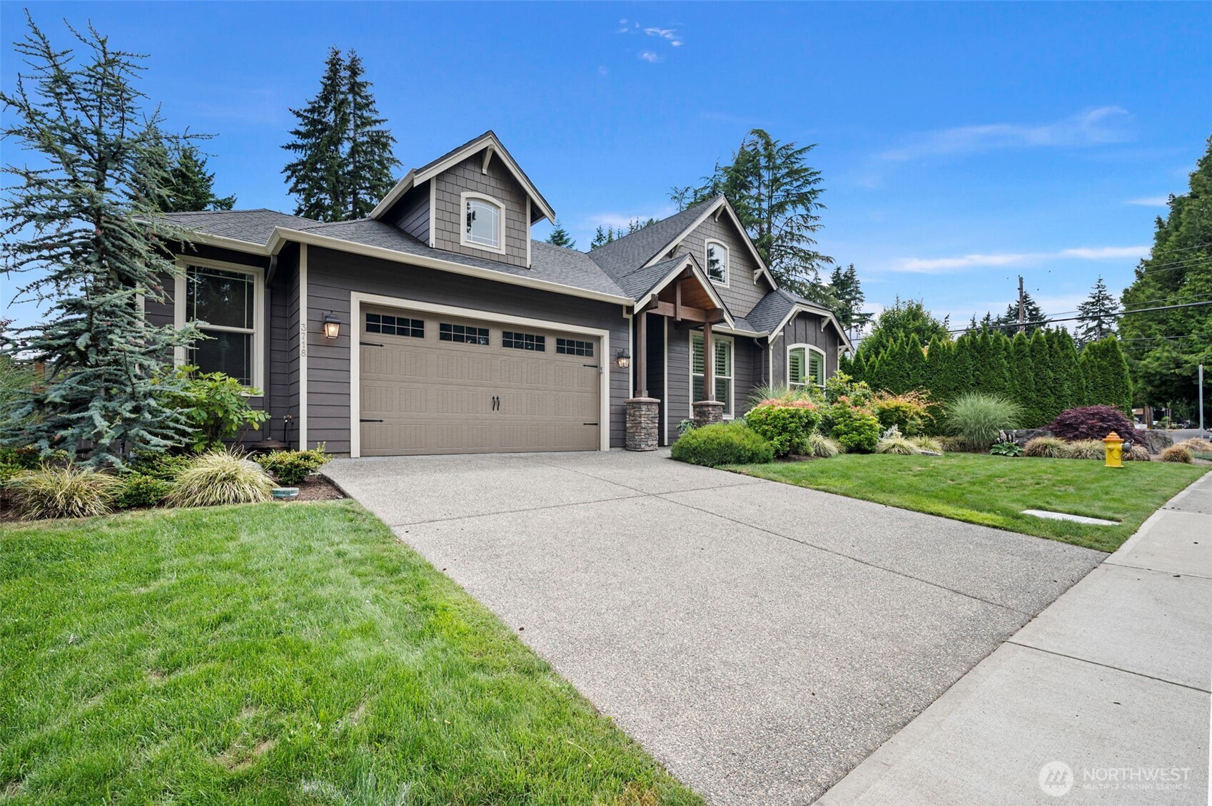 3718 Fox Court