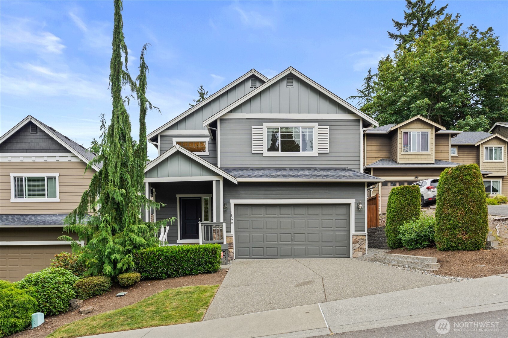 16520 82nd Place Property Photo 1