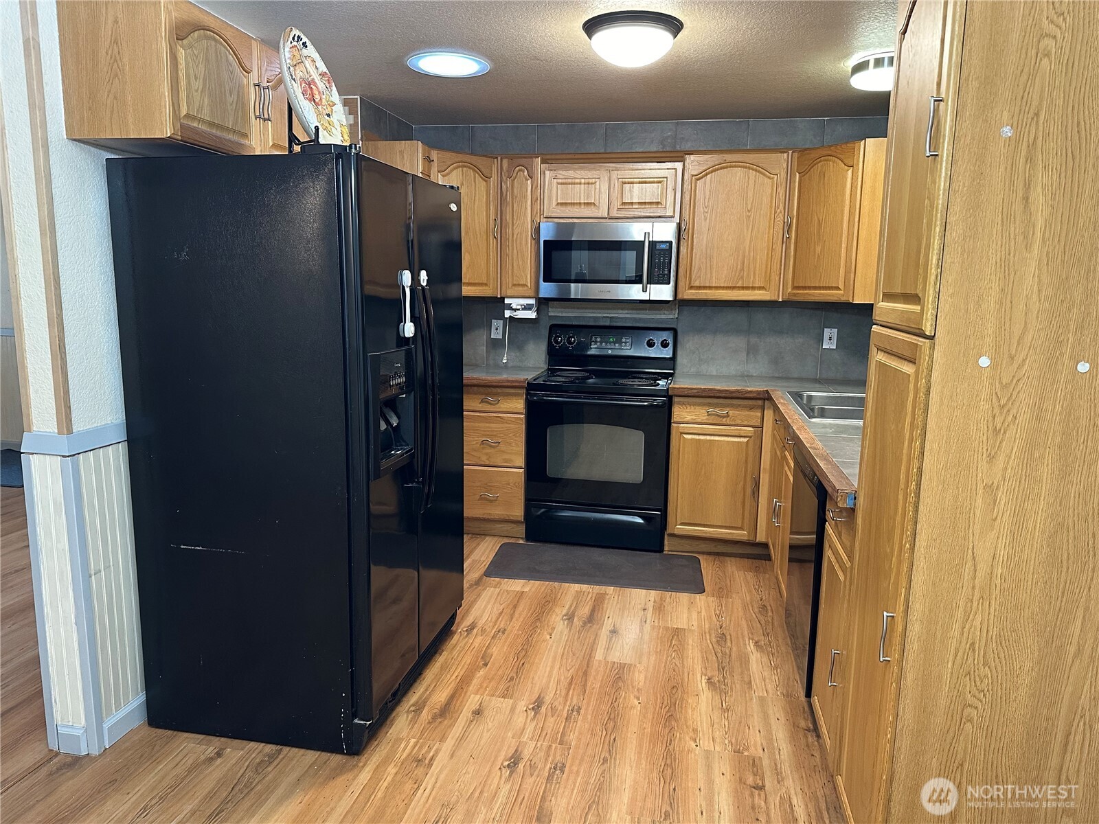 90 Ne Burt Court Property Photo 12