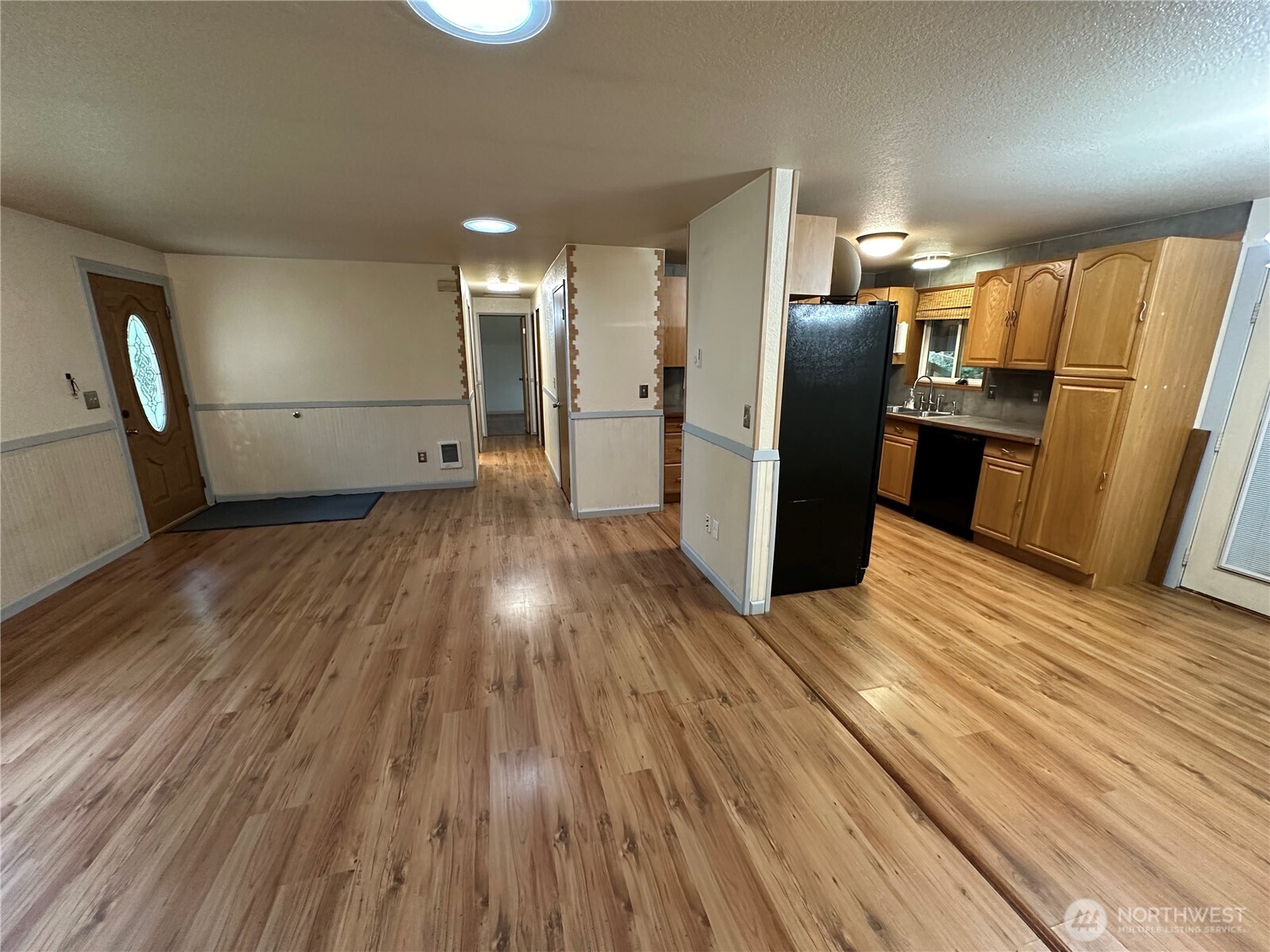 90 Ne Burt Court Property Photo 13