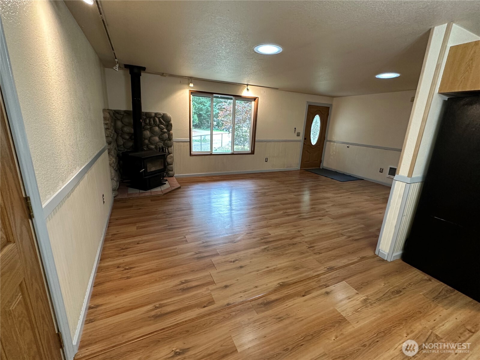 90 Ne Burt Court Property Photo 14