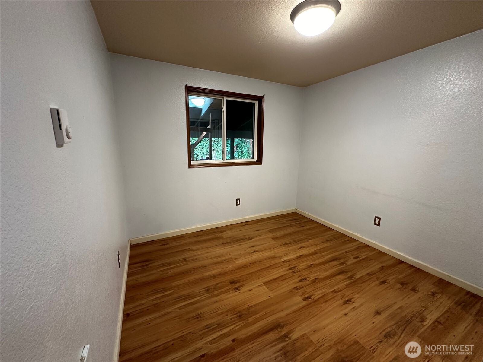 90 Ne Burt Court Property Photo 23