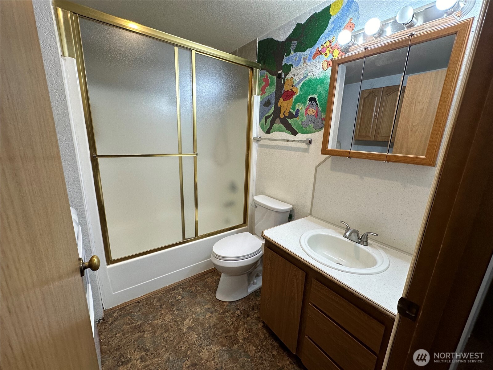 90 Ne Burt Court Property Photo 24