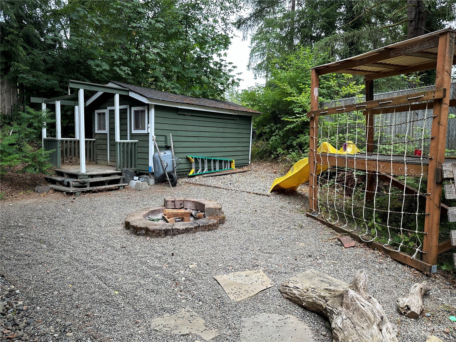 90 Ne Burt Court Property Photo 37