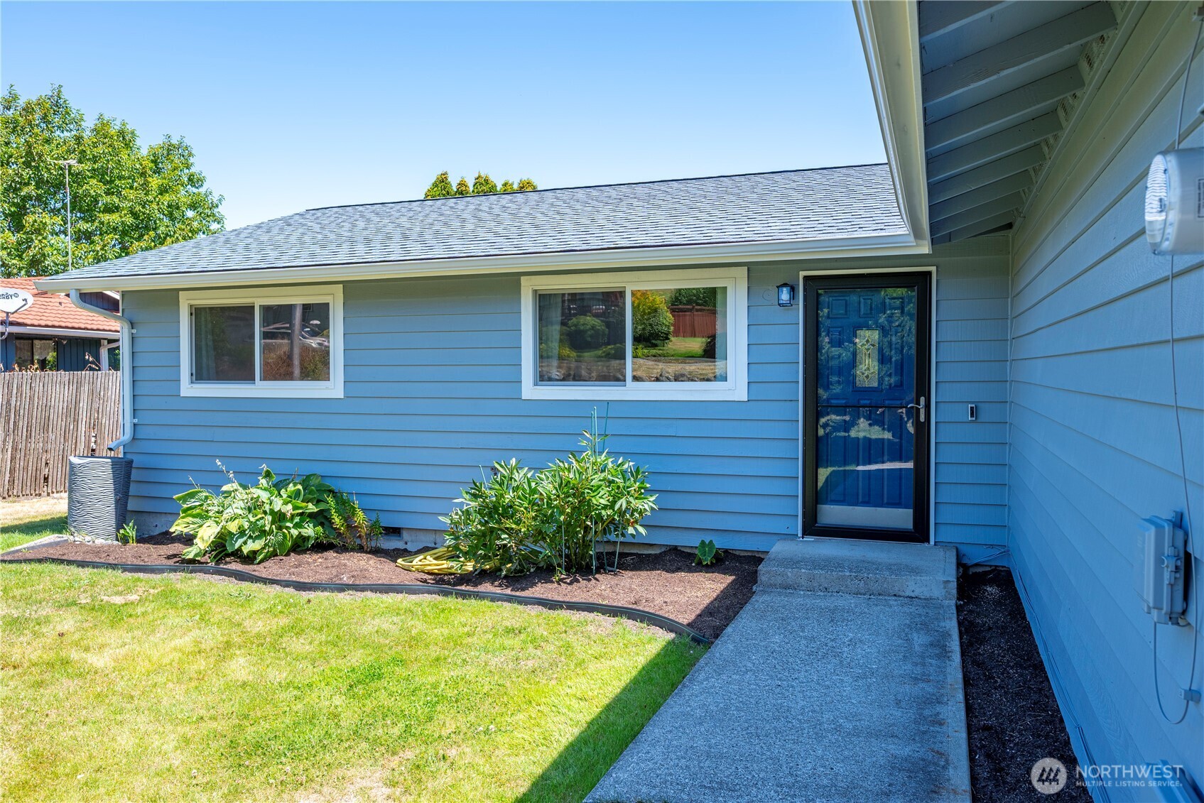 699 Maplewood Loop Property Photo 5