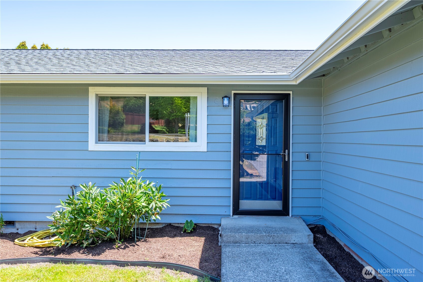 699 Maplewood Loop Property Photo 6