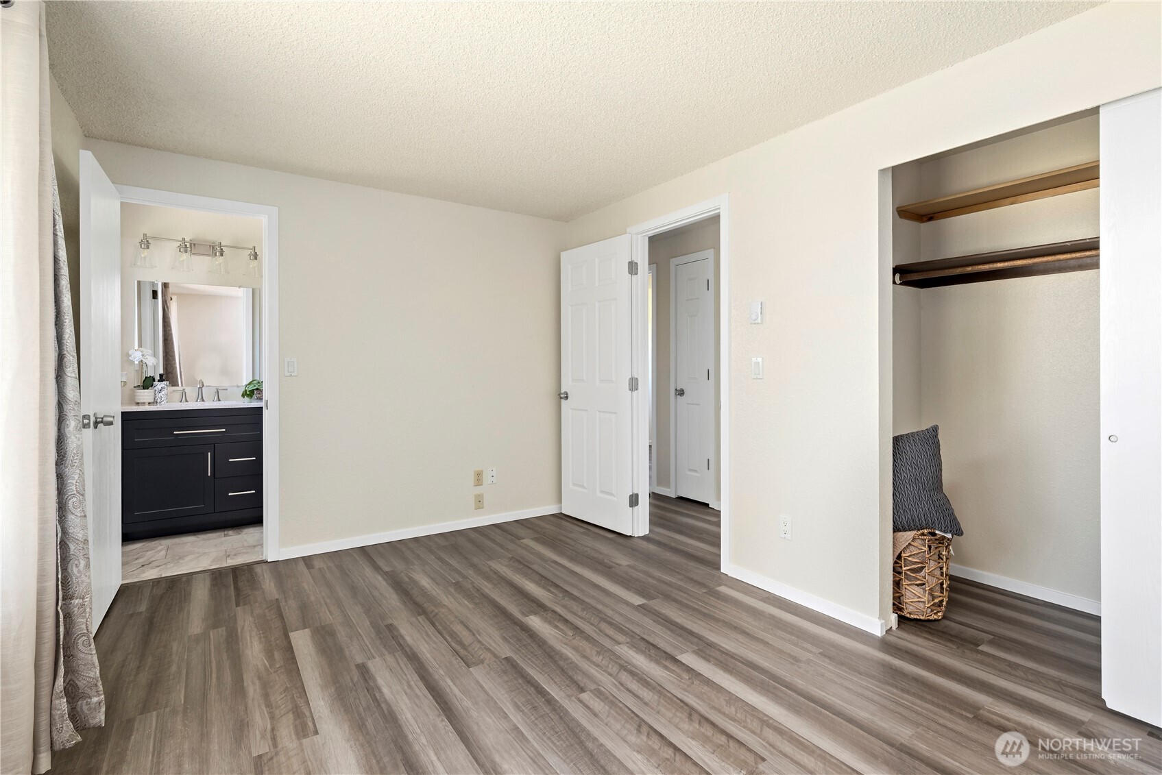 699 Maplewood Loop Property Photo 18