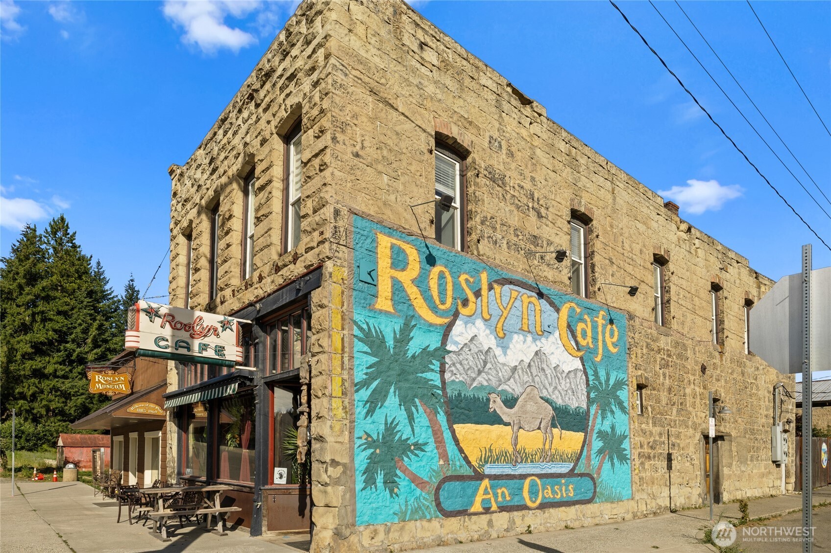 201 W Pennsylvania Avenue Property Photo 1