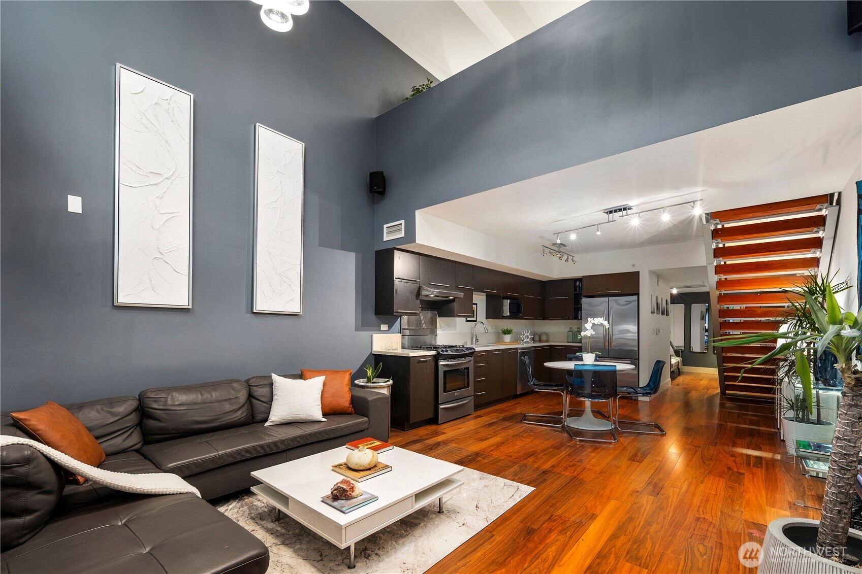 2911 2nd Avenue 120 Property Photo 5