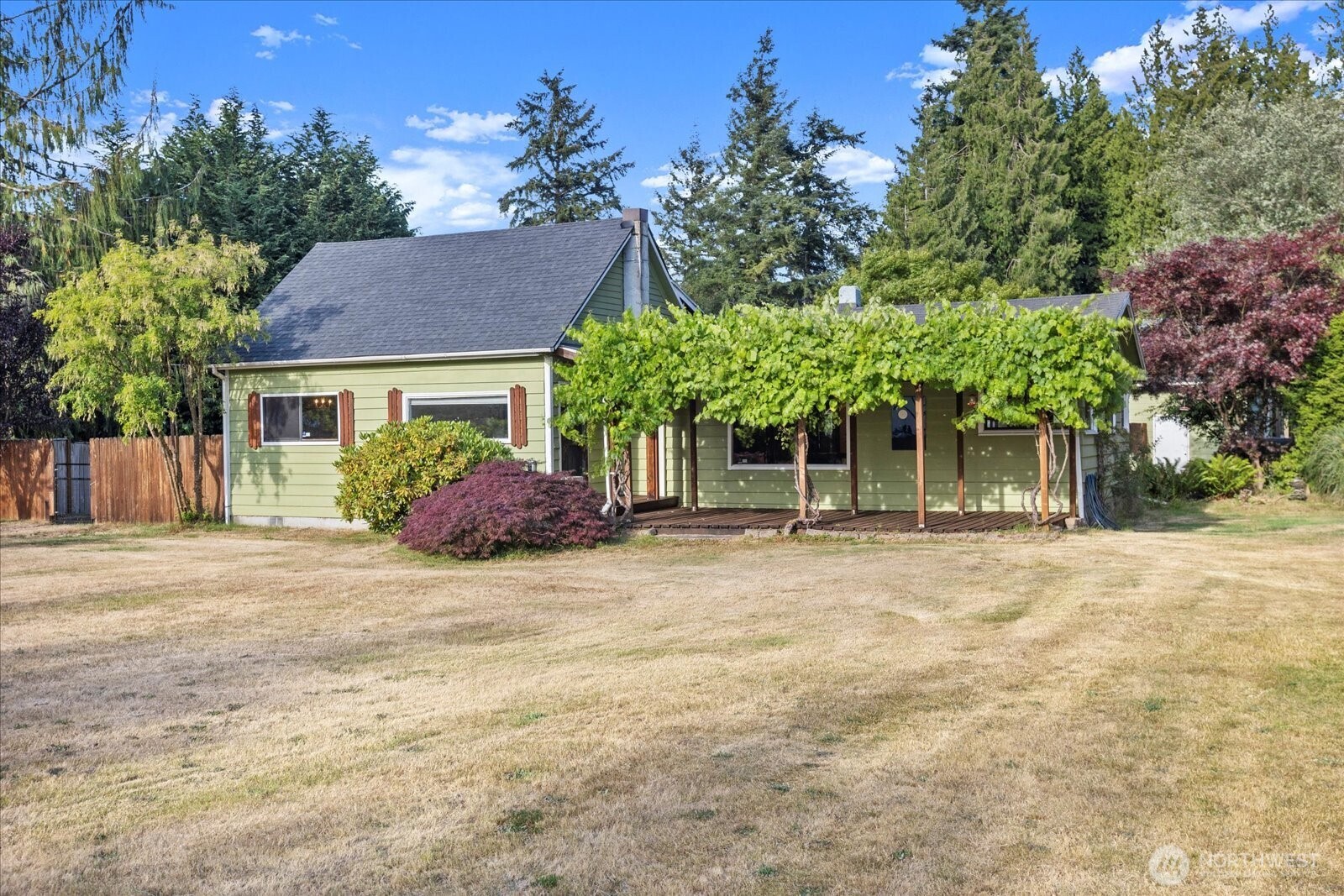 19023 23rd Avenue Property Photo 6