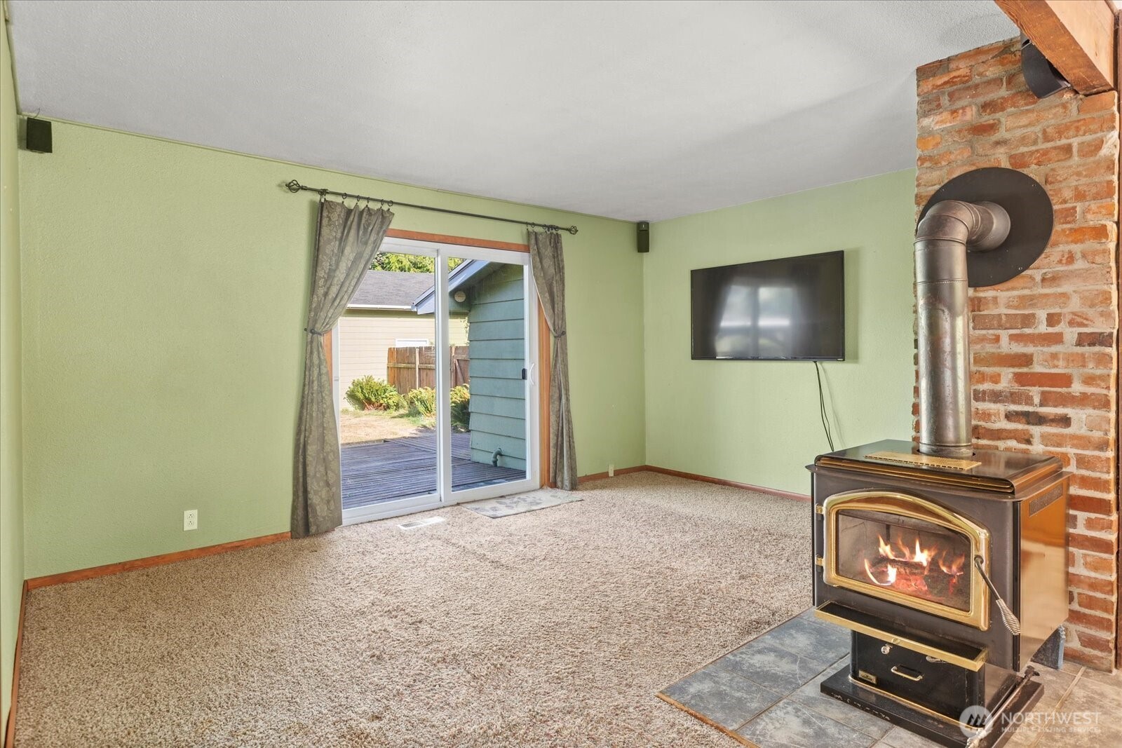 19023 23rd Avenue Property Photo 16