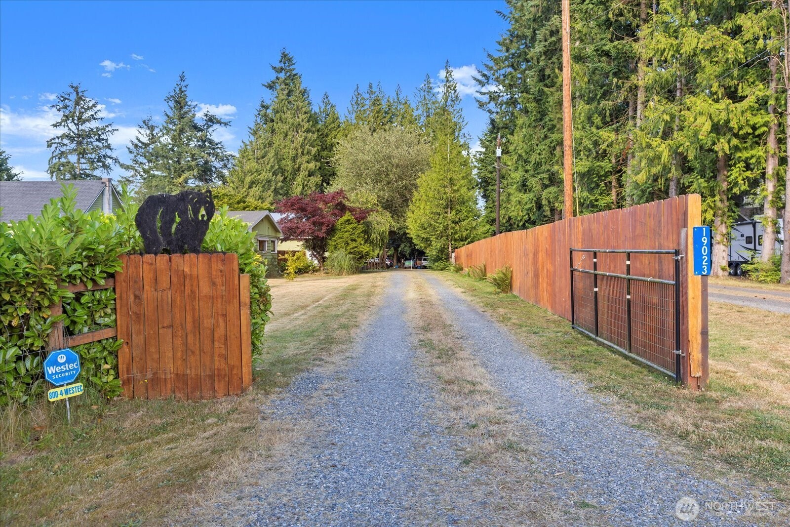 19023 23rd Avenue Property Photo 26