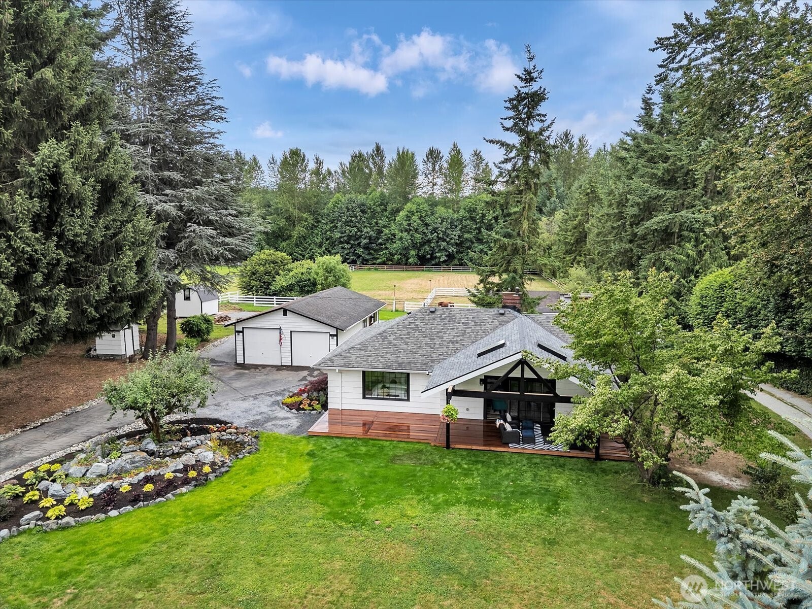 6822 Maltby Road Property Photo 1