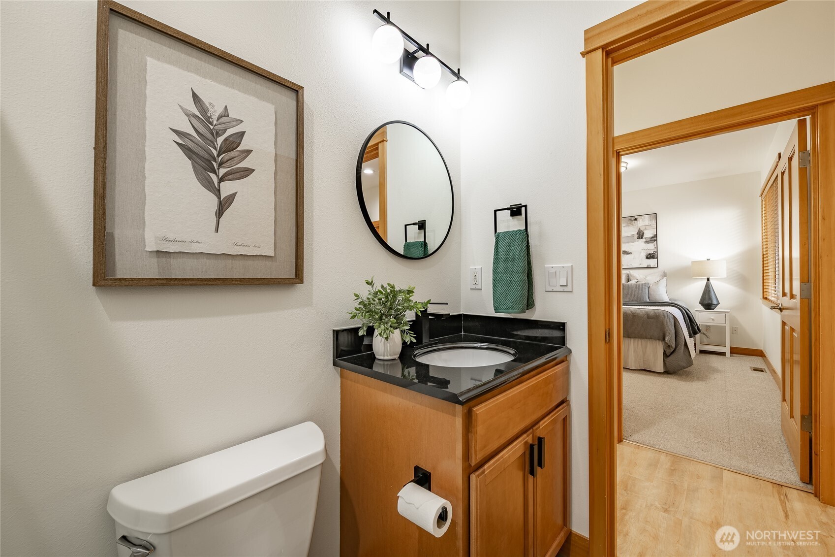 9002 Gleneagle Drive Property Photo 10