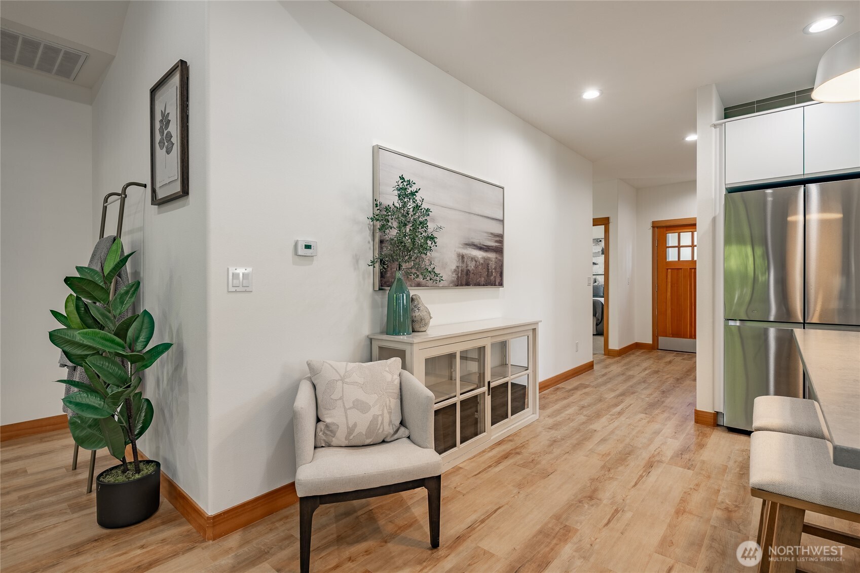 9002 Gleneagle Drive Property Photo 18