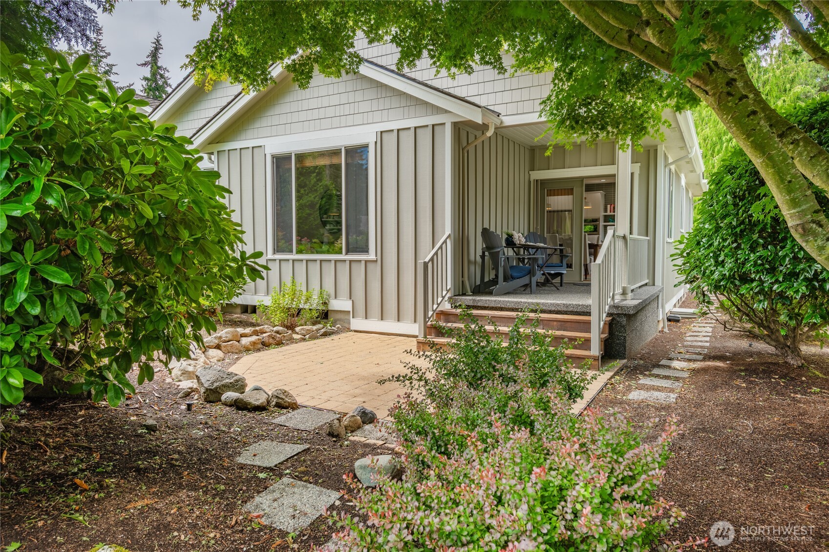 9002 Gleneagle Drive Property Photo 32